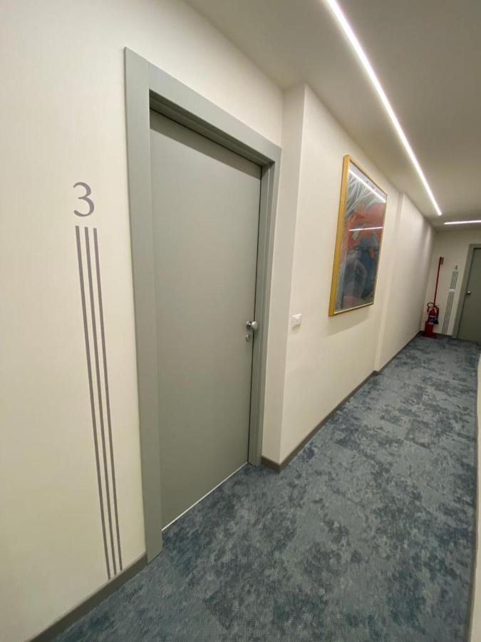 Foresteria Dansi Varese Exterior foto
